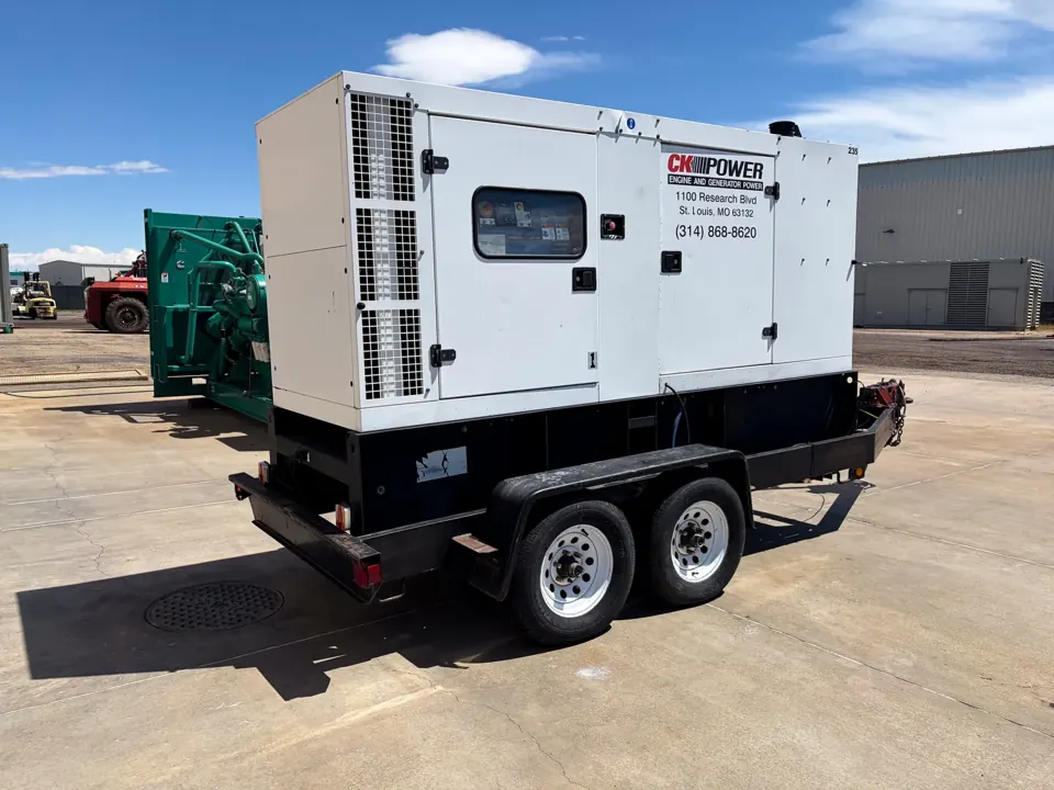 194kW SDMO Diesel Generator Set #093503